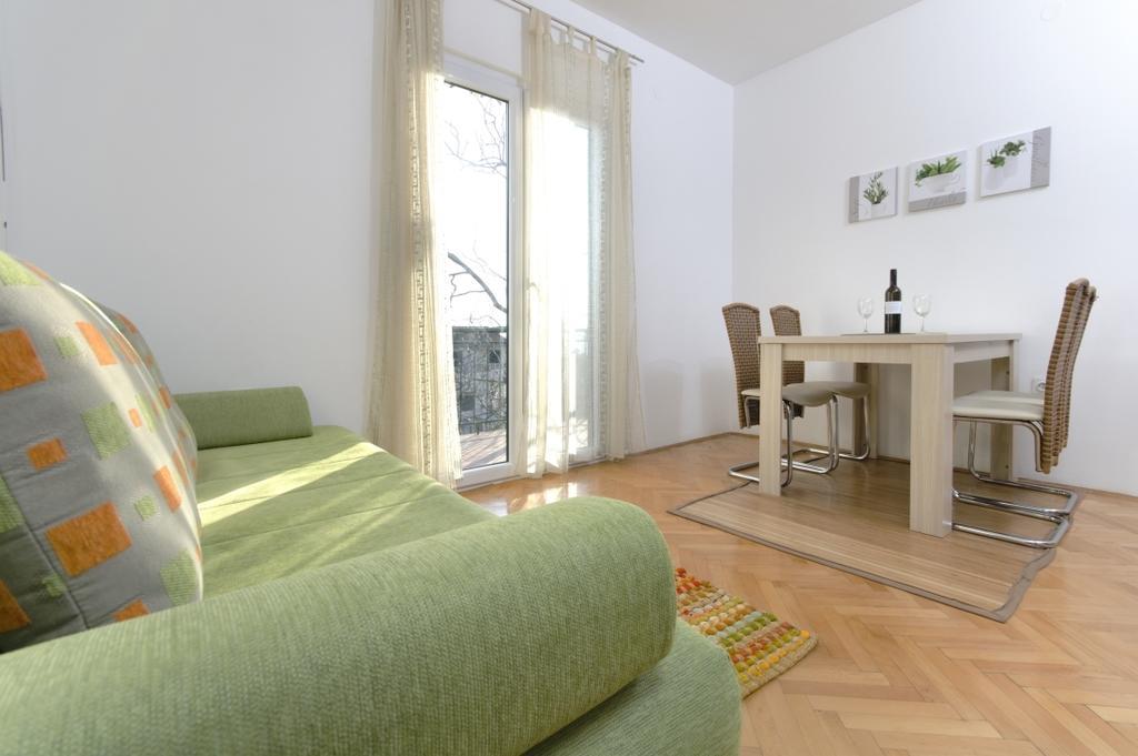 Apartments Jana Makarska Kamer foto
